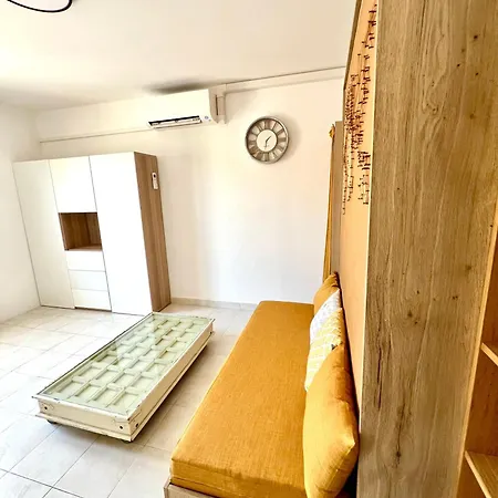 à à 80 Mètres De La Plage, Rénové, Climatisé, Confort Narbonne-Plage